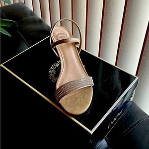 I MILLER Netanyahu Taupe Shoes